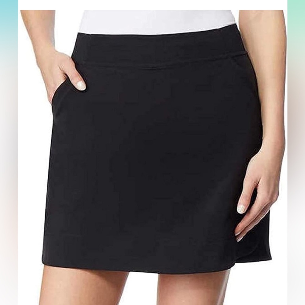 32 Degrees Black Skort NWT